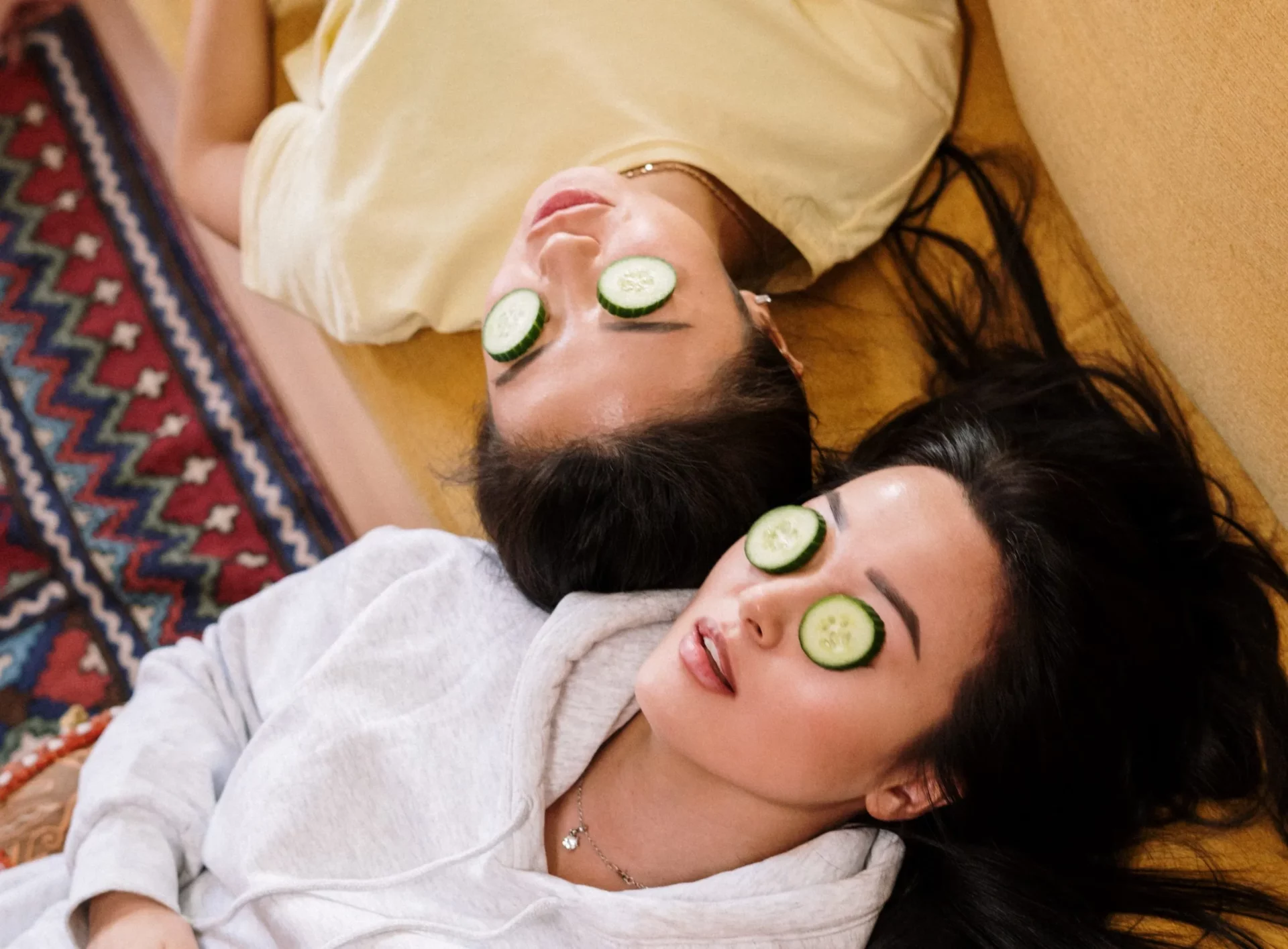 Blunttsaloon Hair & Beauty Salon